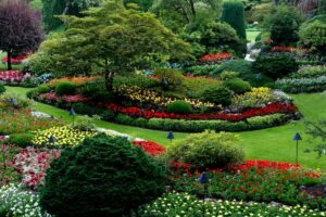 Aménagement paysager : idées pour un jardin devant maison